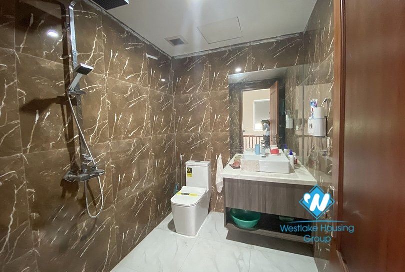 Garden house 4 bedrooms river view for rent in Ngoc Thuy, Long Bien district